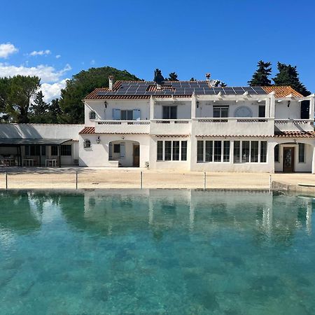 Grand Tamaris Hosting Bed & Breakfast Arles Exterior photo